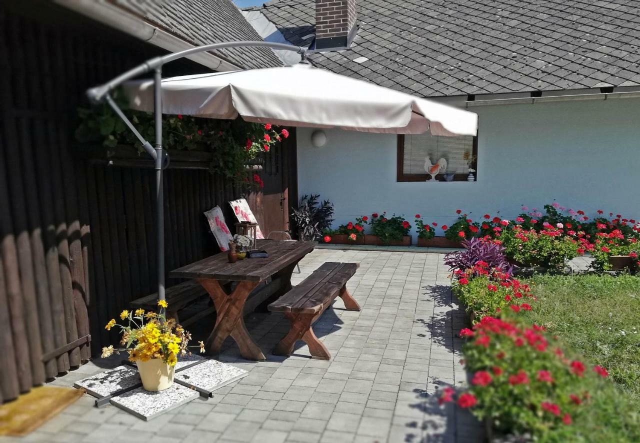 Appartamento Pr'Cajhn Radovljica Esterno foto